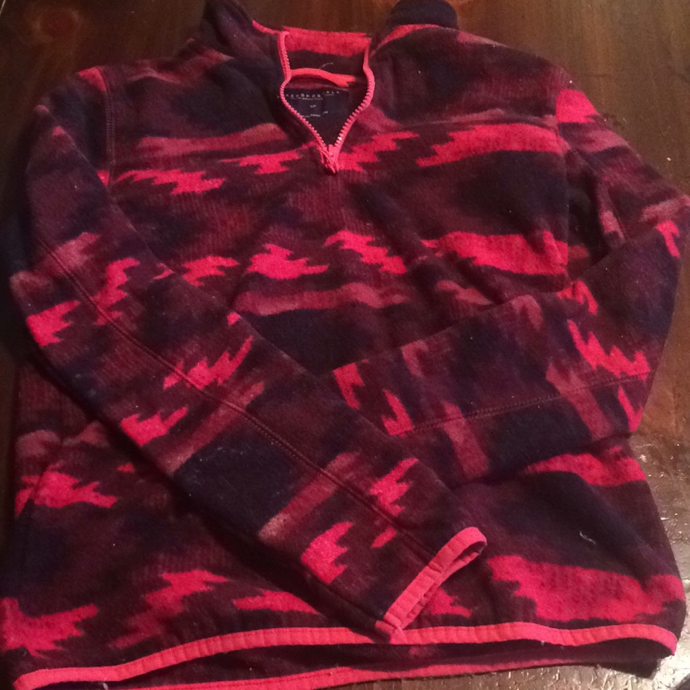 A cute light pullover